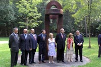 Juan María Otaegi, Xabier Retegi, Salvador Ordoñez, Juan José Ibarretxe, Pilar Belzunze, Joxe Juan González de Txabarri, Miren Azkarate eta Luis Campoy