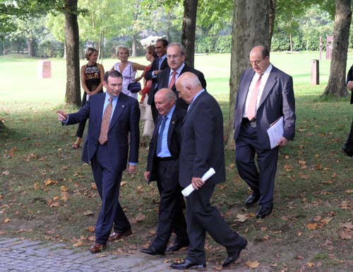 Juan José Ibarretxe, Joxe Juan González de Txabarri, Juan San Martín, Xabier Retegi eta Salvador Ordoñez.