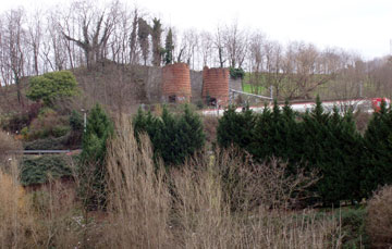 Ruinas industriales conservadas en parques urbanos y periurbanos