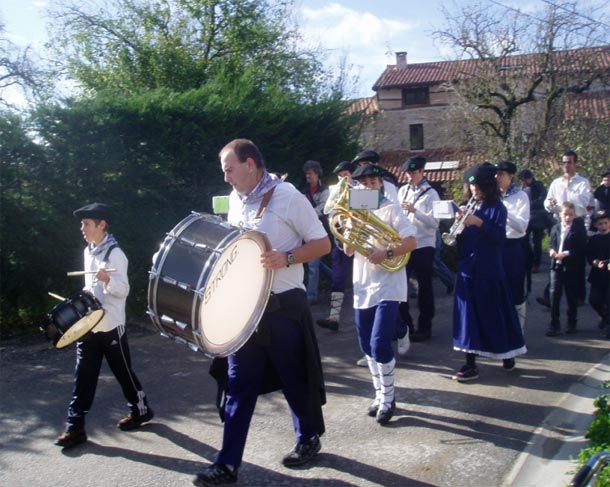 El futuro, Txaranga de Araia con los jóvenes de la escuela de Música