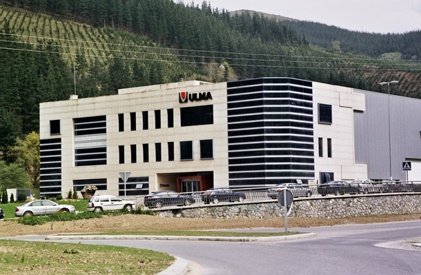 Edificio de la empresa Ulma en Oñati (Gipuzkoa).