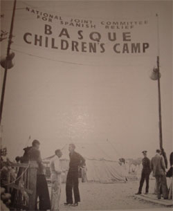 Entrada al campamento de refugiados. Eastleigh, 1937