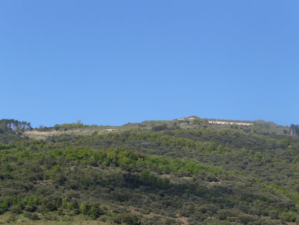 Monte Ezcaba. Al fondo el Fuerte San Cristóbal